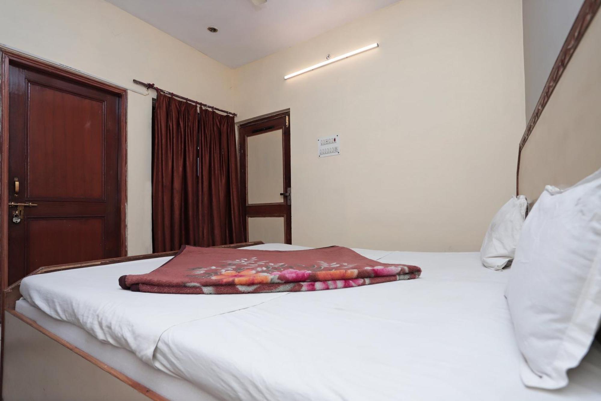 Narayani Guest House By Grb Kankhal Esterno foto